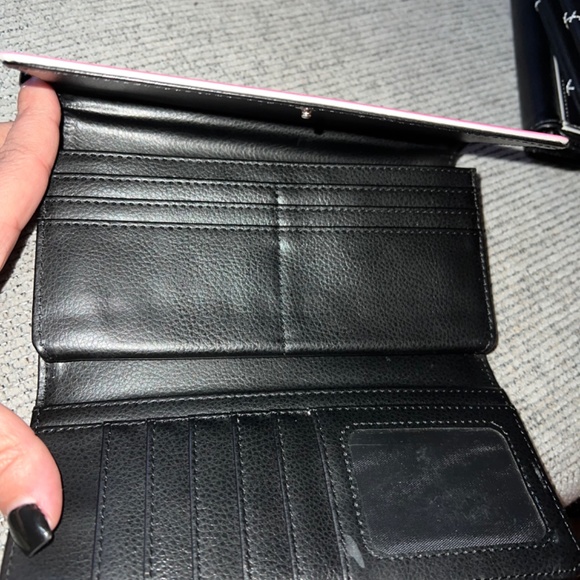 Awesome wallet for a Jeep lover - Picture 2 of 3